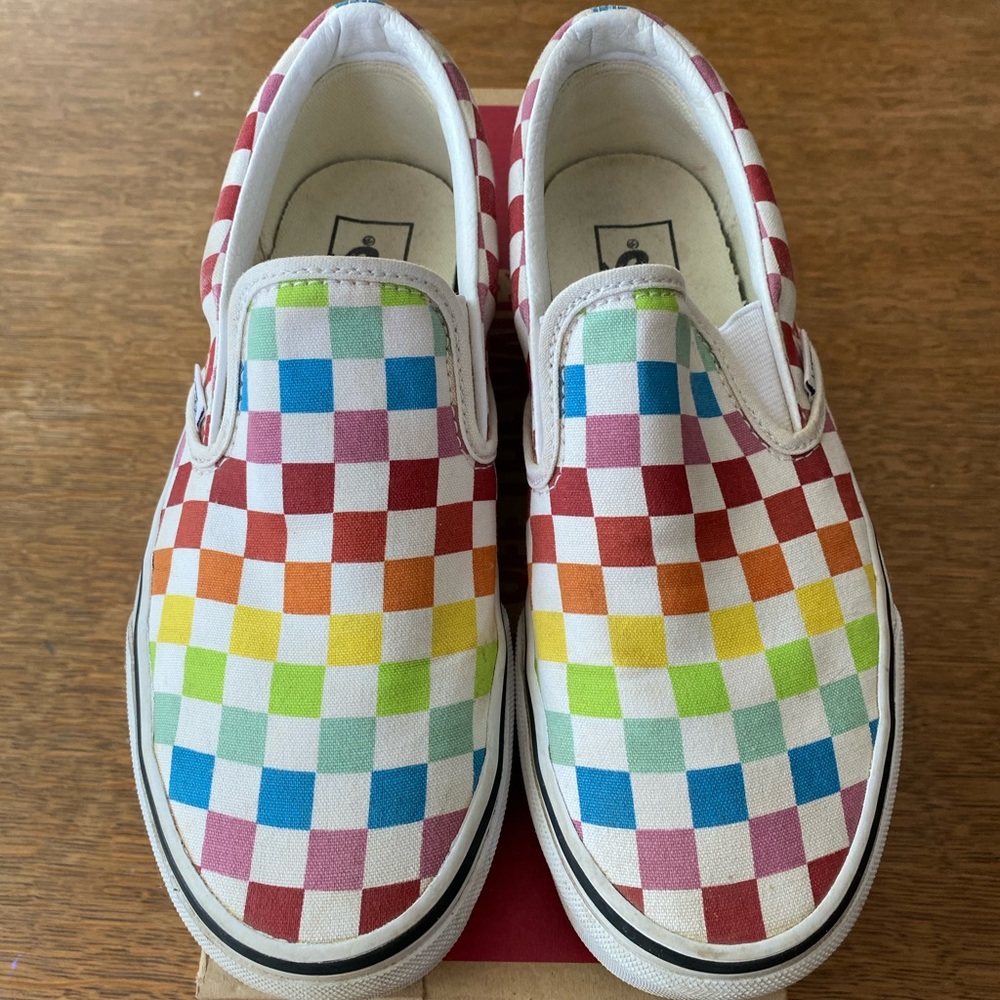 Vans - slip on, rainbow checked